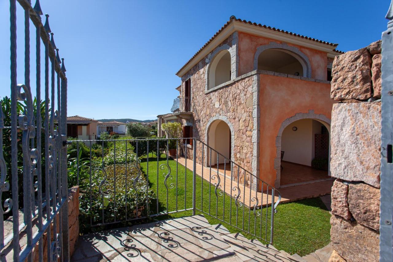 Appartamento Sole Mare Citai San Teodoro  Exterior photo